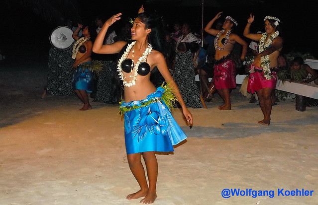 South pacific dancer, Aitutaki, Polynesia
