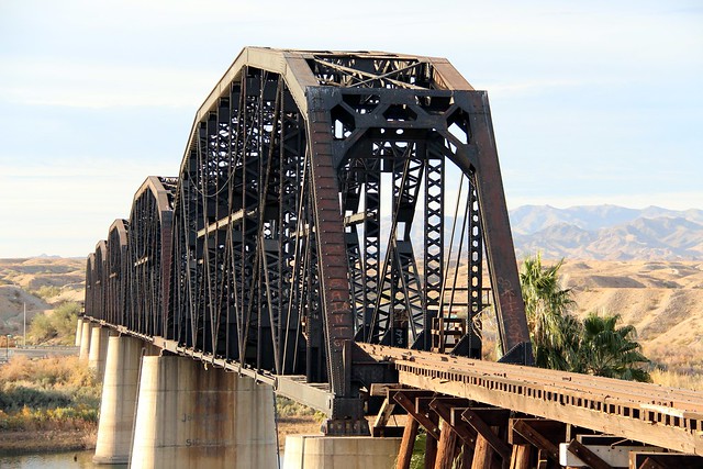 Parker Railroad Bridge (San Bernardino County, California – La Paz County, Arizona)