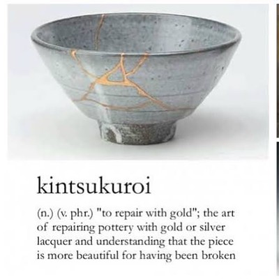 The reason why I’ve dubbed my ‘scarboob’ or ‘cancerboob’ my ‘goldenboob’. I imagine my scar as gold, and my repair has made me more precious. #kintsukuroi #breastcancer #reframethetrauma #therapytools