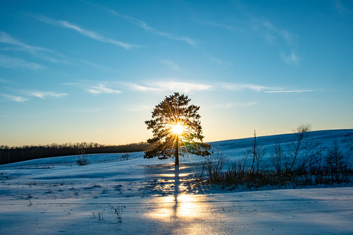 cabinweekend cold winter january snow ice rocklake mcgregormn sky belowzero sun horizon sunset