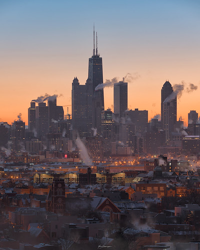 spasojevic sonyimages nenografiacom explore sonyalpha winter exploration therobeyhotel windycity nenadspasojevicart sunglow sony sunrise sun morning a7rii illinois nenad longend wintersampler sunlight building cold perspective chi morningblues 2019 architecture compression buildings chicaho light chicago il usa