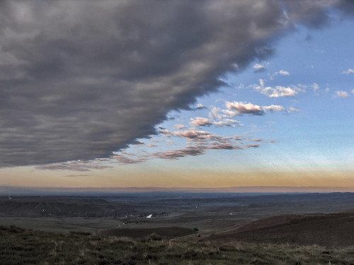 Division by davidseibold, Round Mountain Road, Kern County, California 2006america california cloud horizon jfflickr kerncount