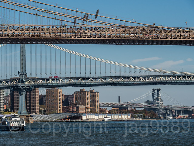 Brooklyn Bridge, Manhattan Bridge and Williamsburg Bridge on the East River, New York City