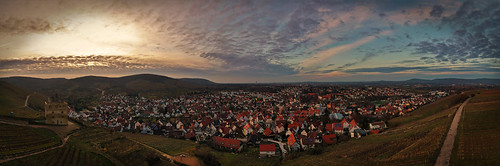 landscape view town hill vineyards panorama ruin sunset sunlight dawn evening sky clouds colors light details outdoors aerial travel visit explore discover stetten kernen remstal remsmurrkreis badenwürttemberg germany europe photography hobby drone dji djimavic2pro hasselblad mood moody wideangle december winter season