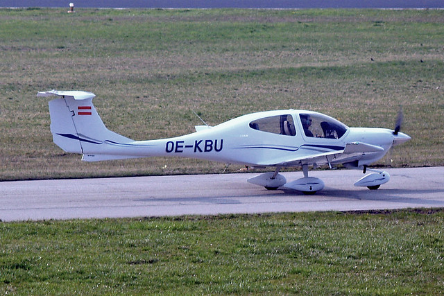 OE-KBU   Diamond DA.40 Star [40.639] Friedrichshafen~D 04/04/2009