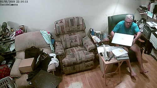 IPCamera alarm:InsideCamera detected alarm at 2019-1-5 22:14:11 | by inside.camera