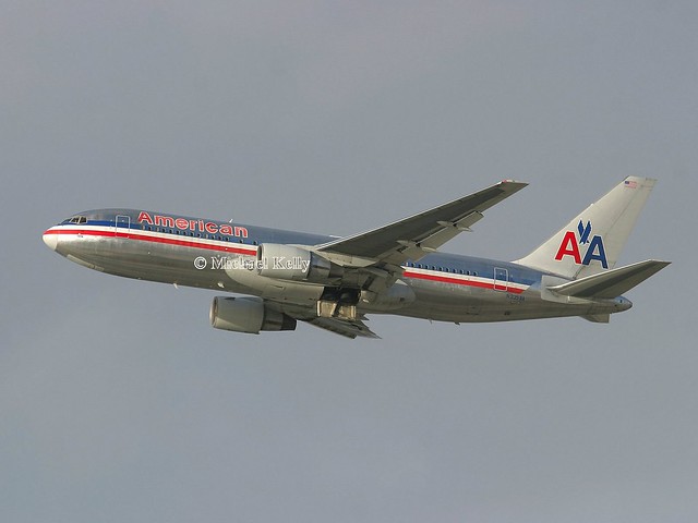 American Airlines                                     Boeing 767-200ER                                N335AA