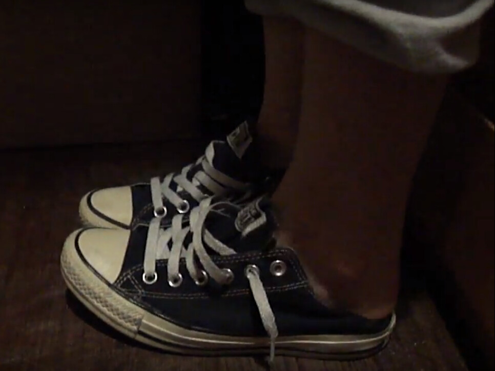 black converse | my sister didn't wear socks with her black … | Flickr