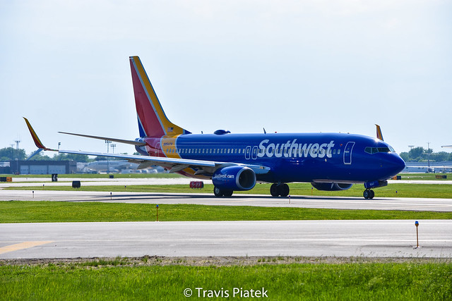 Southwest Airlines –  Boeing 737-8H4 N8547V @ Buffalo Niagara