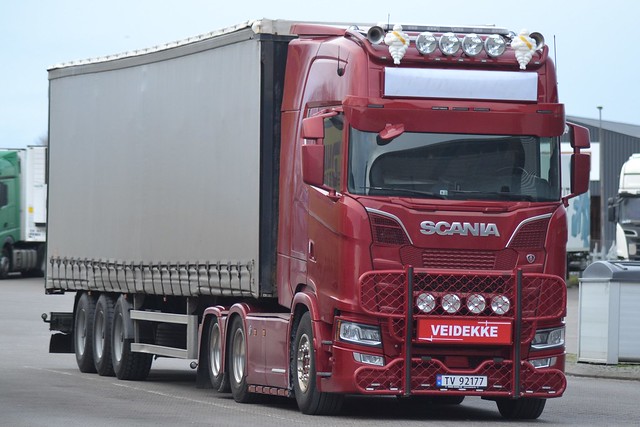 N - Scania NG V8 - Veidekke - N  TV 92177