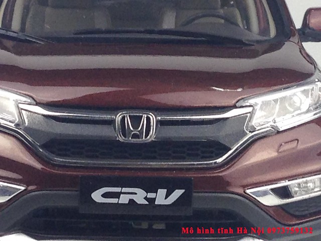 1 18 mo hinh tinh dealer paudi Honda CRV 2015 qua tang sang trong y nghia dan ong ha noi viet nam diecast 118 (5)