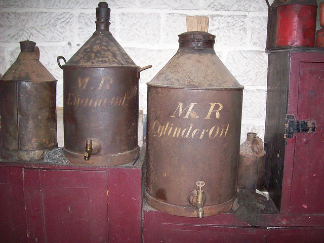 Cylinder oil for a beam engine
