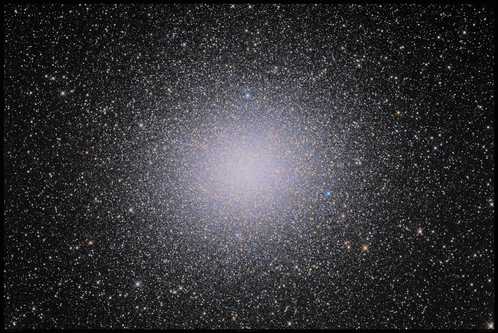Omega Centauri ( NGC 5139 )  - by Mike O'Day ( 500px.com/MikeODay ).