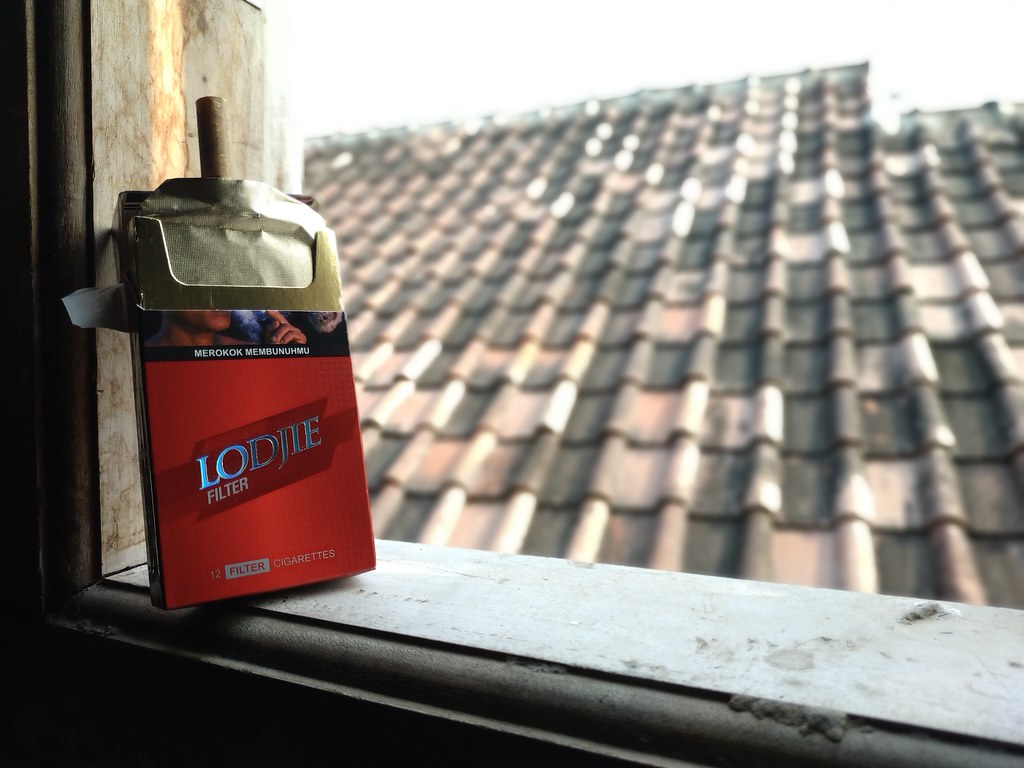 Lostrek Rokok KRETEK | Lodjie kretek dengan desain yang menggoda mata. | Rokok ...