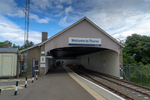 Stromness - Thurso: Two track station (34)