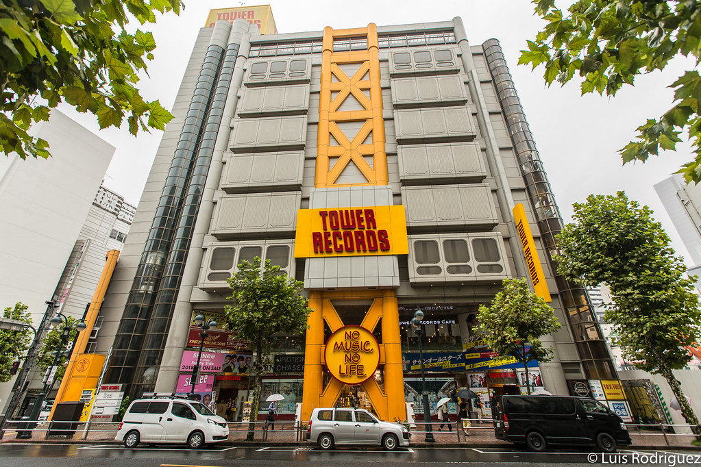 El edificio de Tower Records en Shibuya