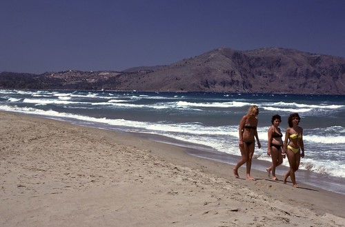 EU 82 - 00990 Crete - Kalyvaki beach on way to Rethymno near Georgioupoli