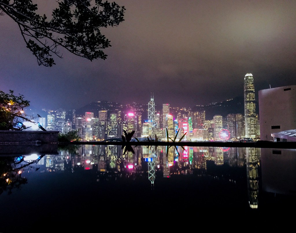Hong Kong Victoria Harbour 維港夜景 Reflection 天空之鏡 Hongkon Flickr