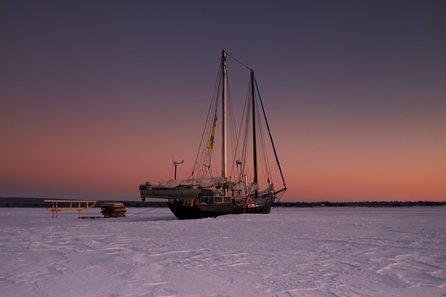 bellevuepark cold frozen fujixt1 horizon ice ontario sailboat saultstemarie sky snow stmarysriver sugarisland sunset viveza winter xf1855mm