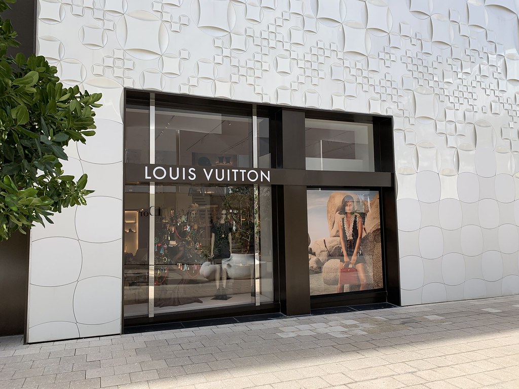 Louis Vuitton Miami Design District, Phillip Pessar