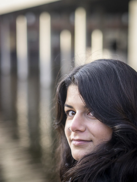 Nathalie, Amsterdam 2018: Glancing over her shoulder
