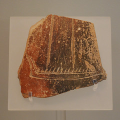 EH II sherd with incised Cycladic longboat, from Orchomenos