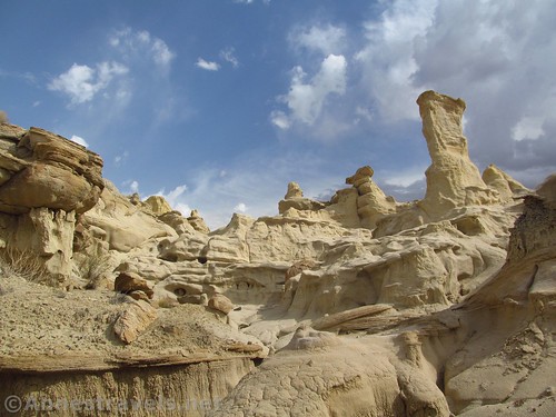 Rock formations in the Valley of Dreams, Ah-Shi-Sle-Pah Wilderness, New Mexico
