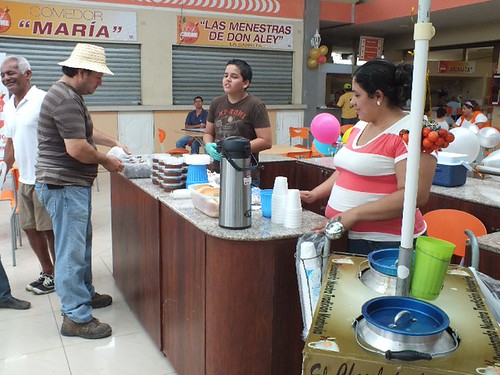 Feria de la comida por semana santa | by gadchone20092014