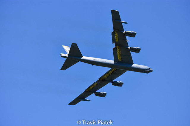 USAF –  Boeing B-52H Stratofortress 60-0057 @ Niagara Falls