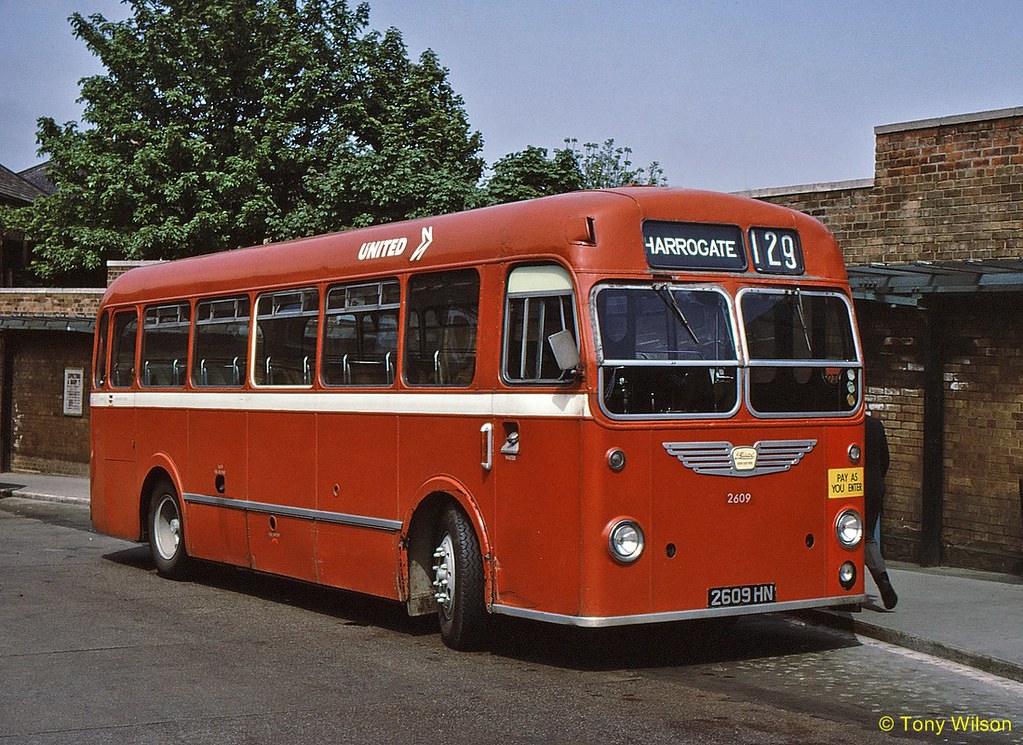 2609 HN National Bus Company United NBC 2609 Bristol MW with Eastern Coachworks ECW body in Harrogate bus station July75 (Copy)