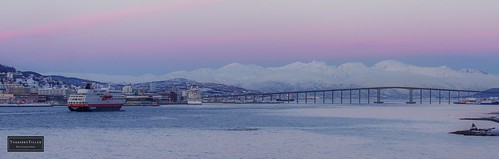 hurtigruten msfinnmarken tromsø tromso arctic arcticlight norway