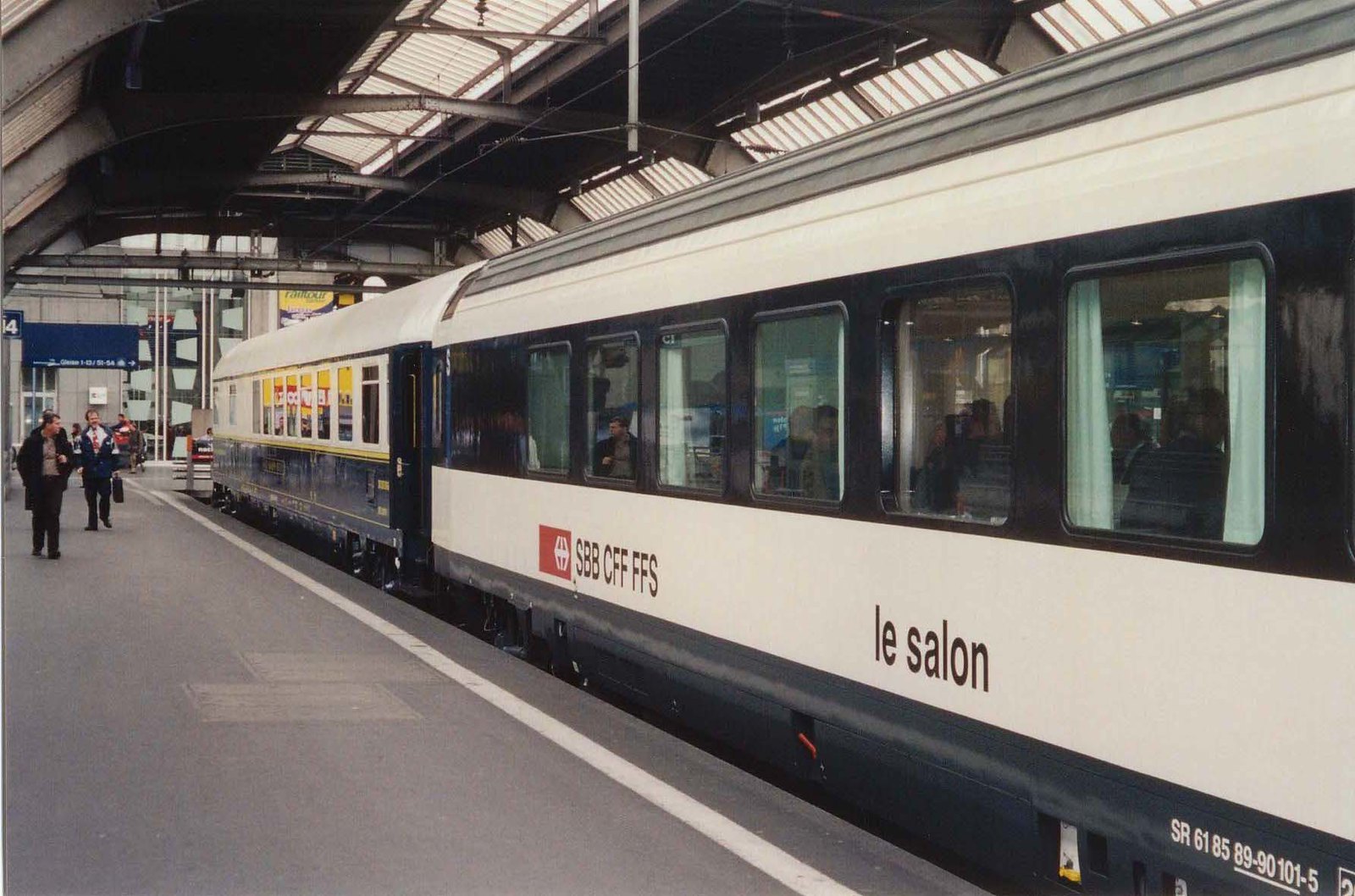 4 Train Departure Zurich to Biel