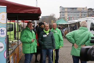 Vrijwilligers aanstekelijk - Marktactie Hasselt 2016