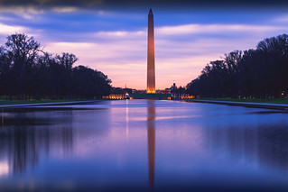 Washington monument at sunrise