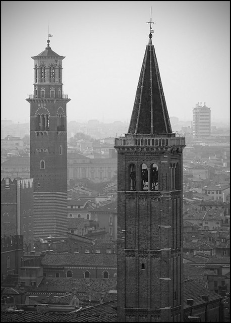 Verona (Italia) 04 www.fotourbana.com