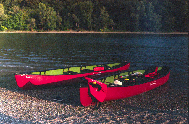 Red-green canoes