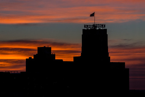 midtown minneapolis sunrise skyline city color silhouette southminneapolis