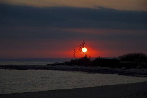 Fireball by degeronimovincenzo, isoladellecorrenti tramonto sicilia portopalodicapopassero mare sea spiaggia bay