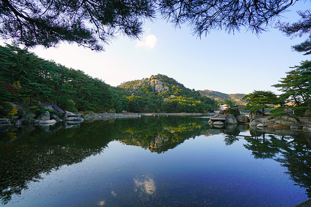 Wonderful reflections of Samilpo Lake, DPRK
