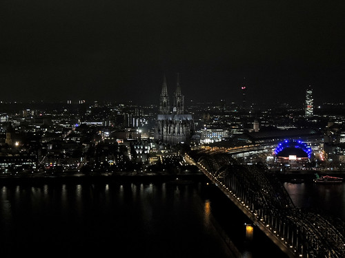 Abend in Köln EXPLORED!
