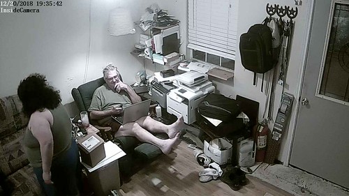 IPCamera alarm:InsideCamera detected alarm at 2018-12-20 19:35:41 | by inside.camera