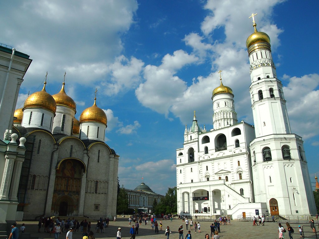 ウスペンスキー大聖堂 イワン大帝の鐘楼 モスクワ クレムリン Spensky Cathedral Ivan The Flickr