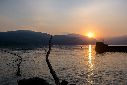 lacmajeur lago maggiore lake major italy landscape paysage sunset dusk crépuscule water