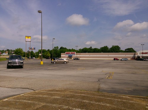 alcorncounty bargains closeouts corinth formerkmart irregularmerchandise labelscar mississippi ms ollies overruns overstock retail retailrecycle unitedstates usa