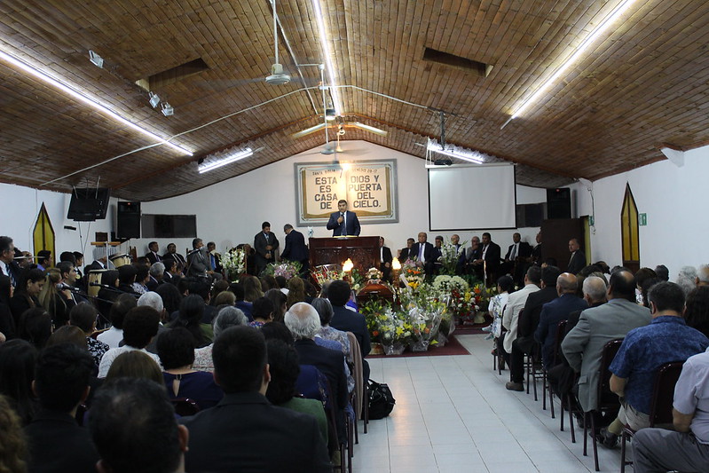 Servicios despedida pastor Romilio González Echegoyén