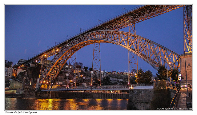 Oporto. Puente de Luis I sobre el río Duero.