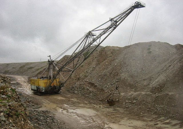 Aidu karjäär ja veekõrvaldus / Water removal of Aidu oil shale strip mine, Estonia