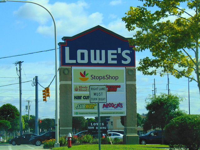 Lowe's (Warwick, Rhode Island)