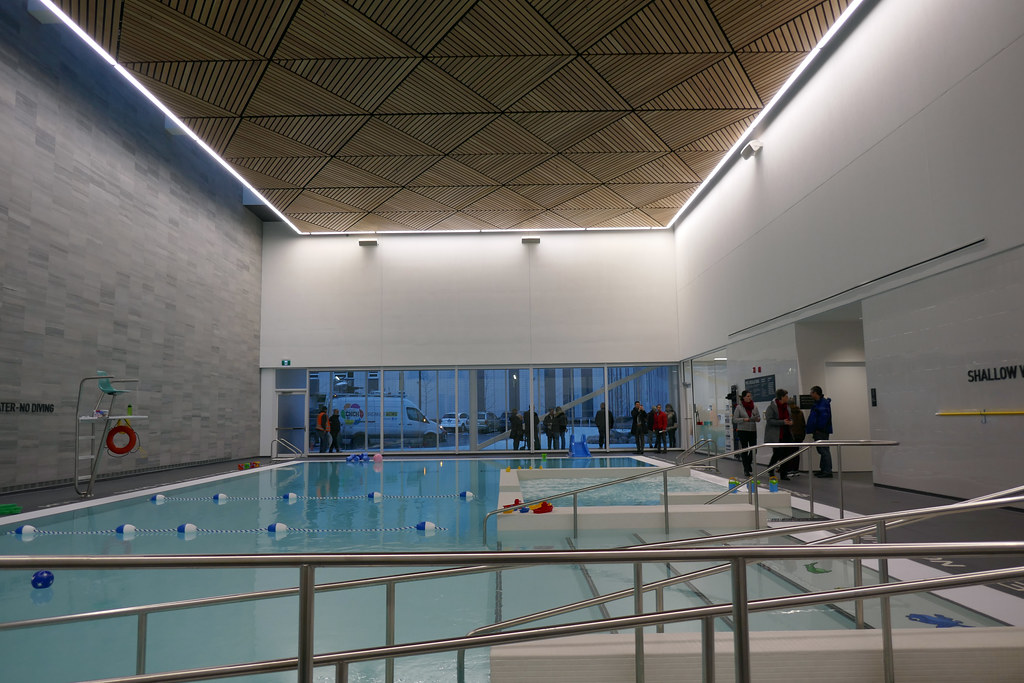 Swimming pool Bernie Morelli Recreation Centre (3) | Flickr