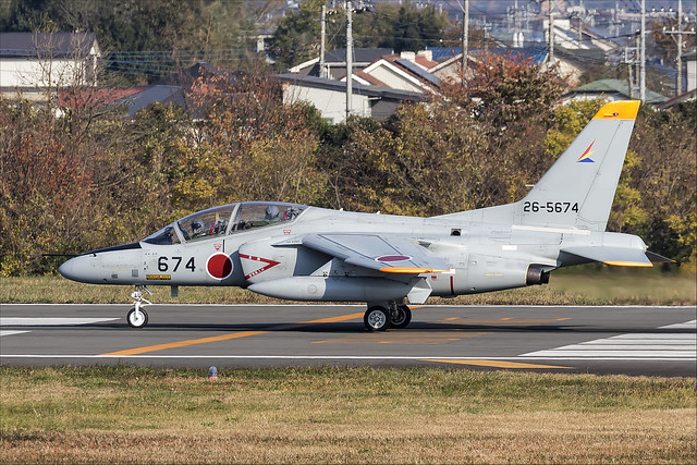 Kawasaki T-4 - 10